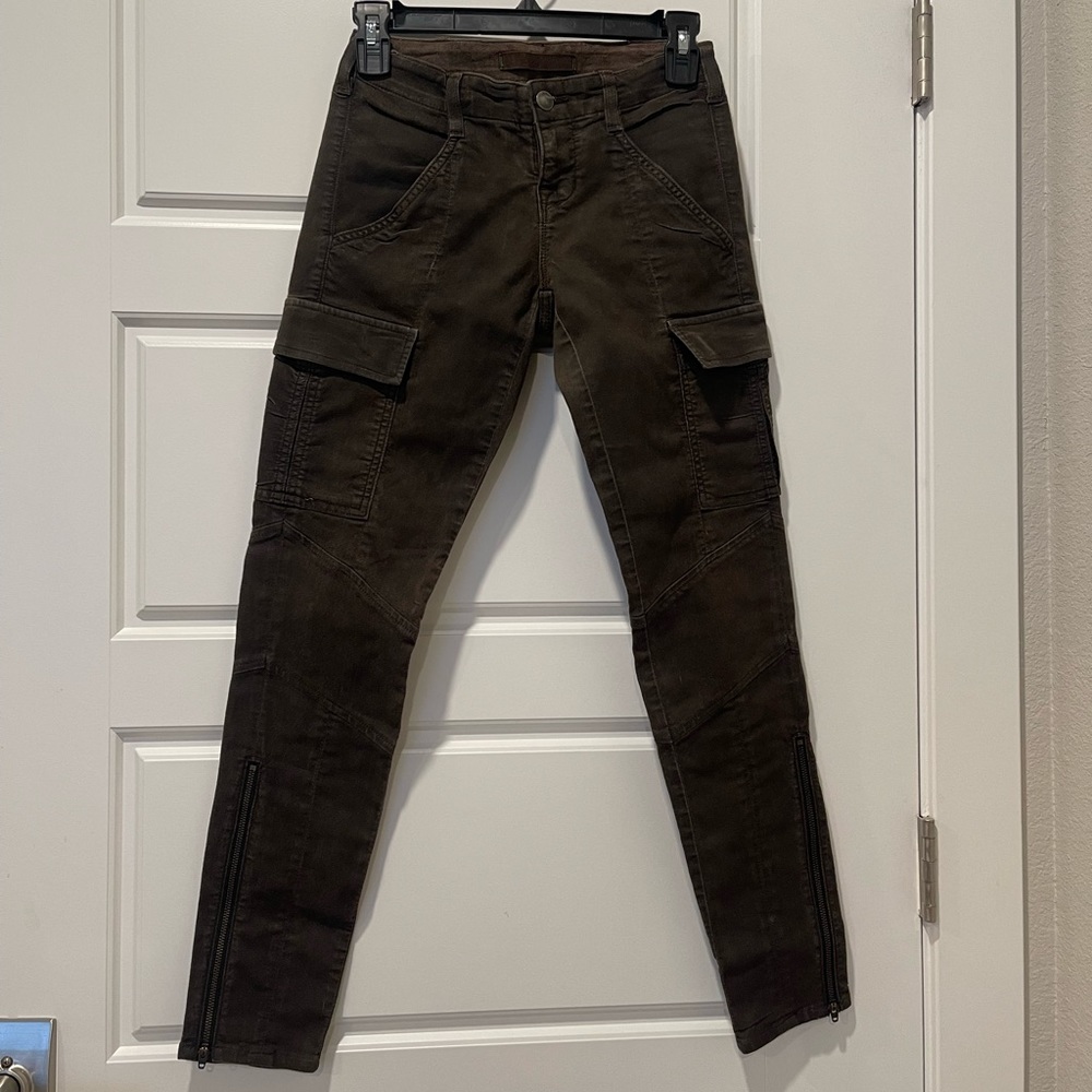Dark greenish brown. Size 24 J Brand